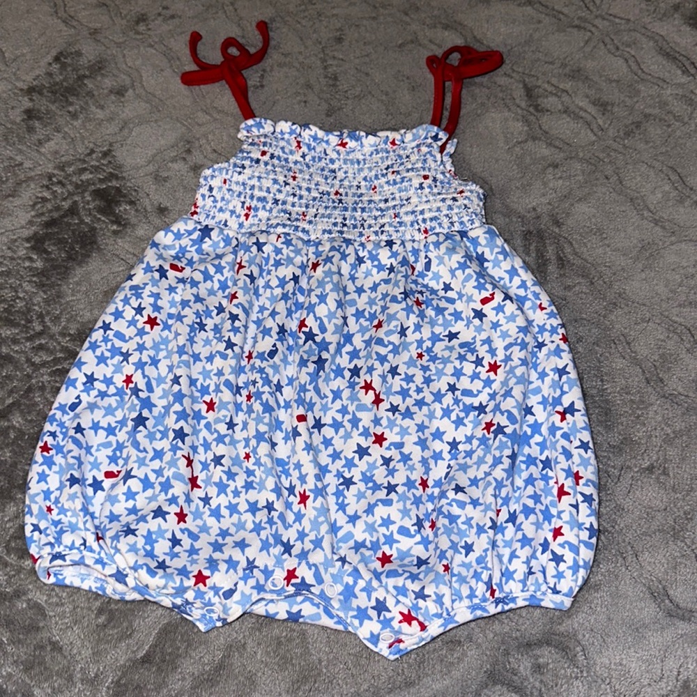 Vineyard Vines Starry Smocked Bubble Romper 3/6m